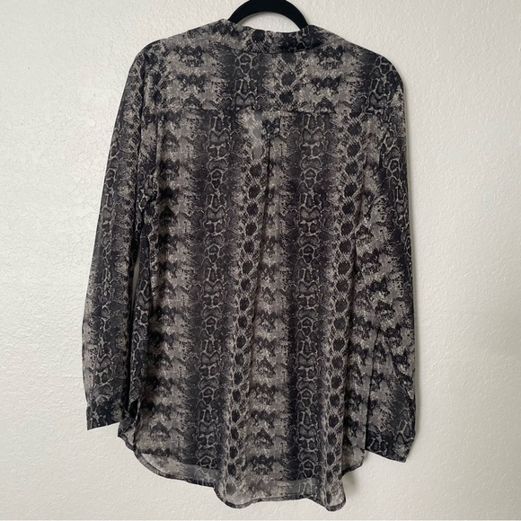 Pleione womans sheer long sleeve top M black snake print sophisticated chic - Picture 9 of 10